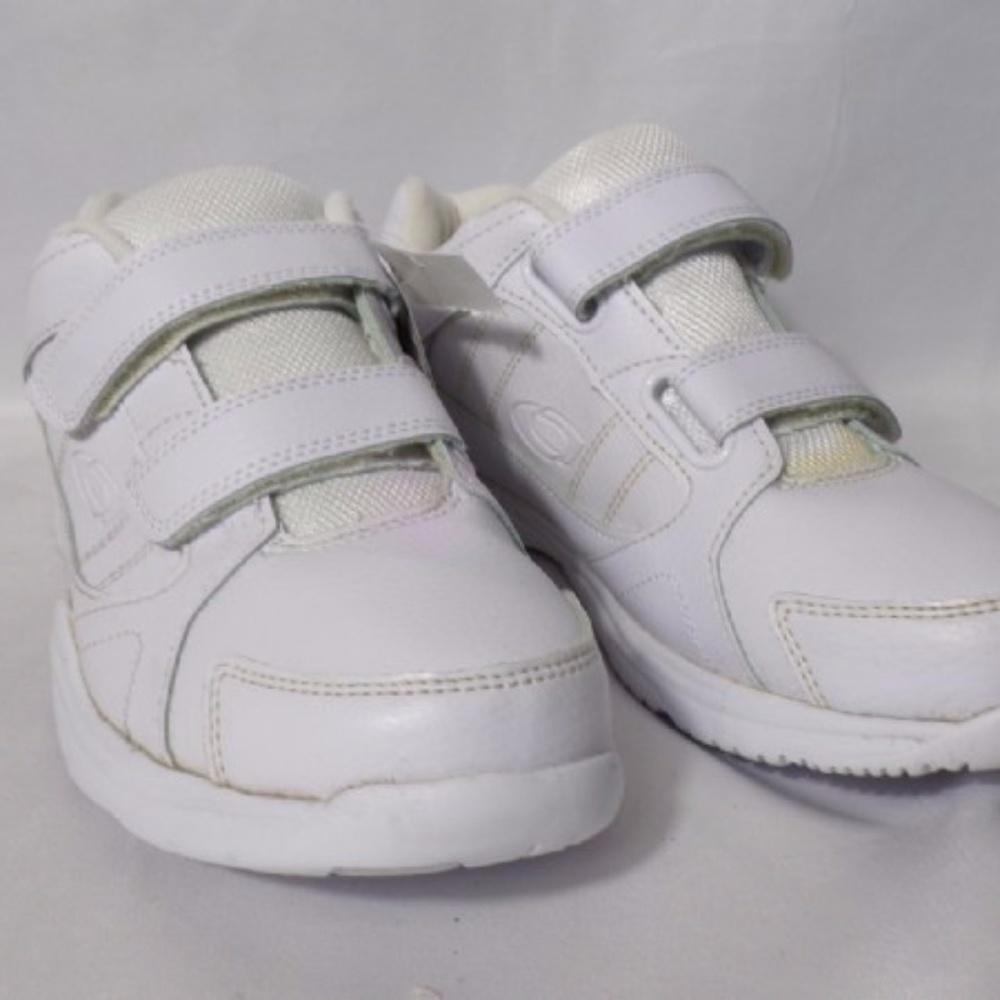 CROSS TREKKERS Women's Double Strap Walker 7.5 W